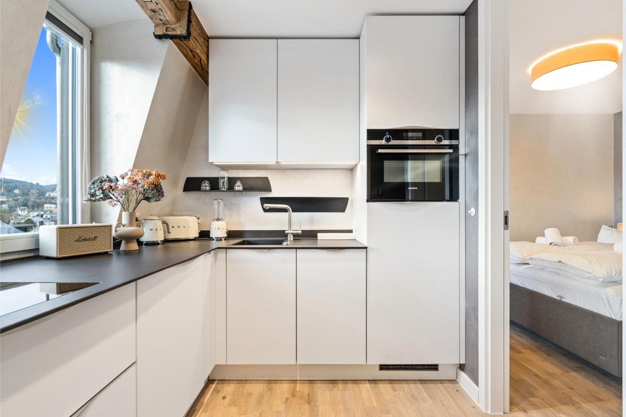 Modern Elegance In Historical City Center 特里尔 外观 照片